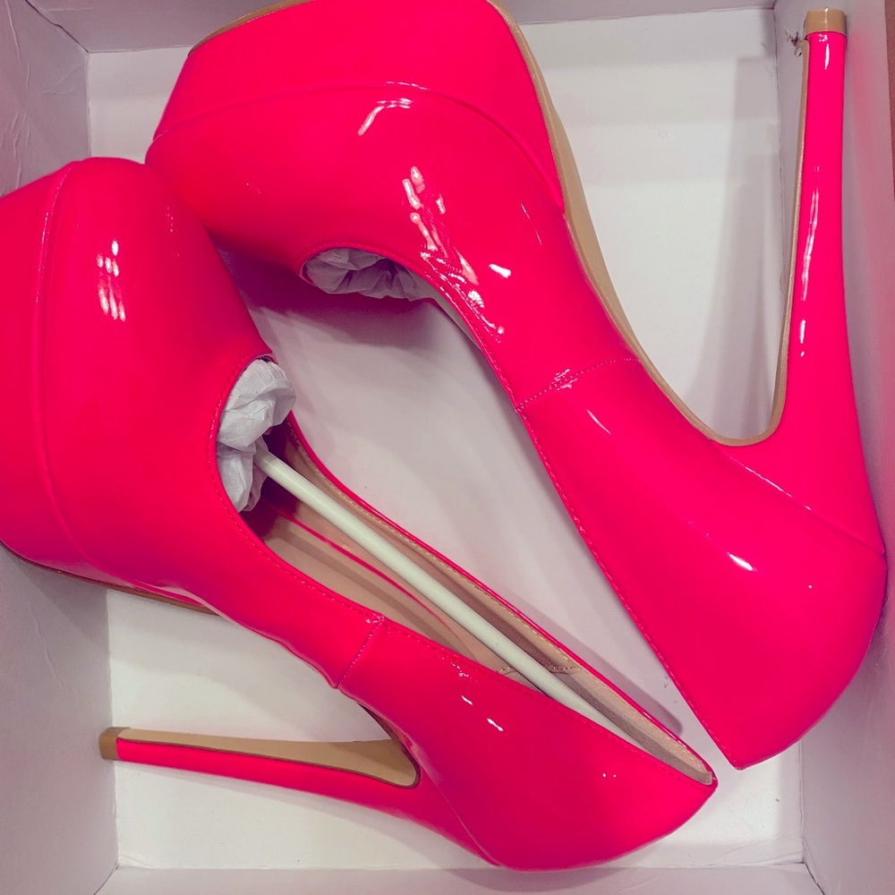 Platform Closed Toe Stiletto Pumps